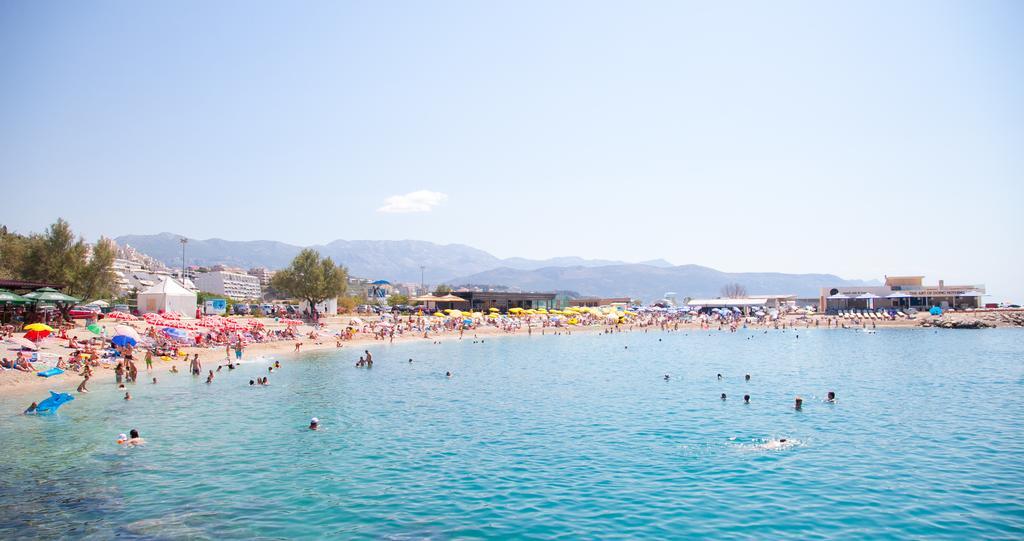Luxury Beach Front Apt With Seaside View And Free Parking Split Kültér fotó